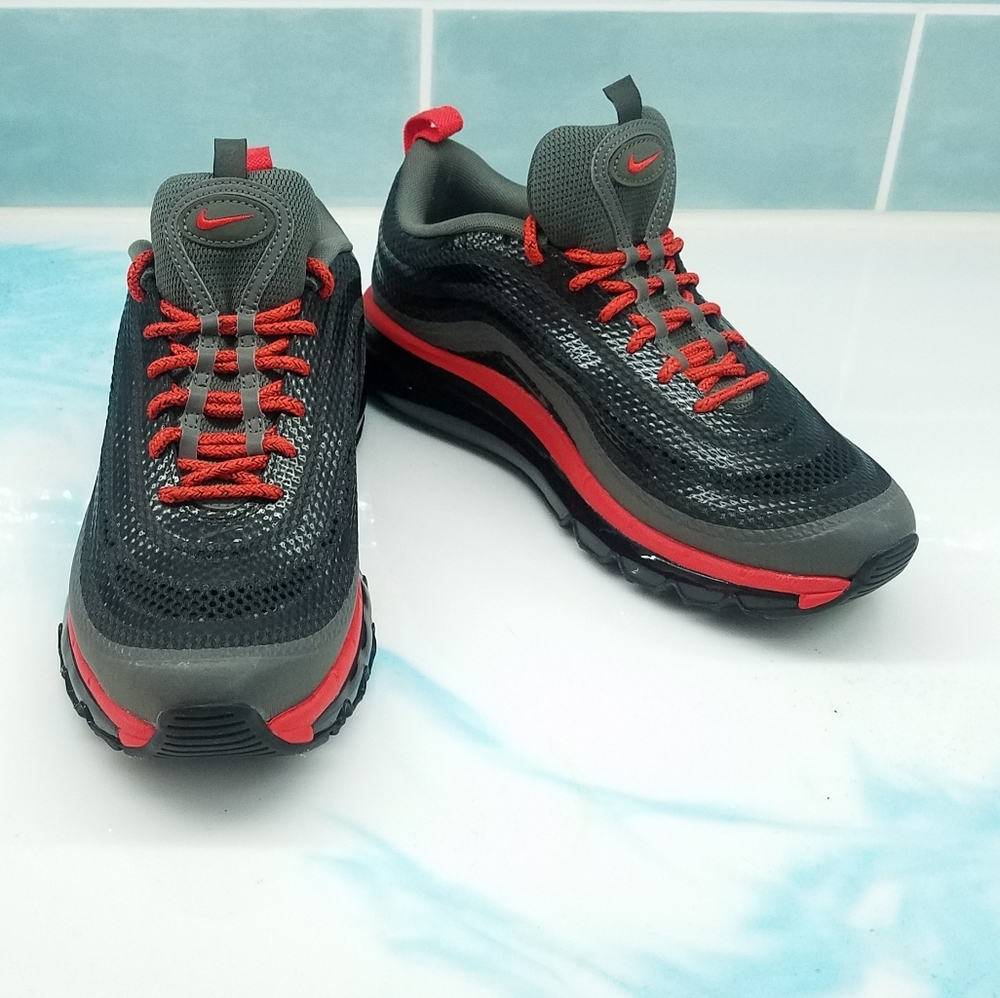 NWOT NIKE AIR MAX 97 2013 HYPERFUSE (631753-001)